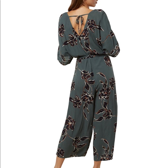 O’Neill Juniors’ Kendal Floral-Print Jumpsuit - Picture 2 of 5